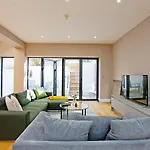 Spacious 3 Bd Flat In Central For Families No 2