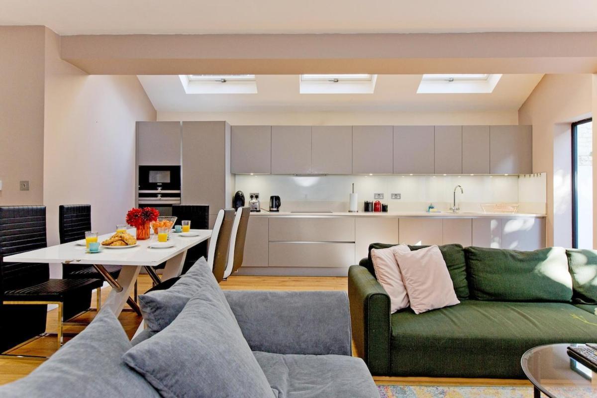 Spacious 3 Bd Flat In For Families No 2 *