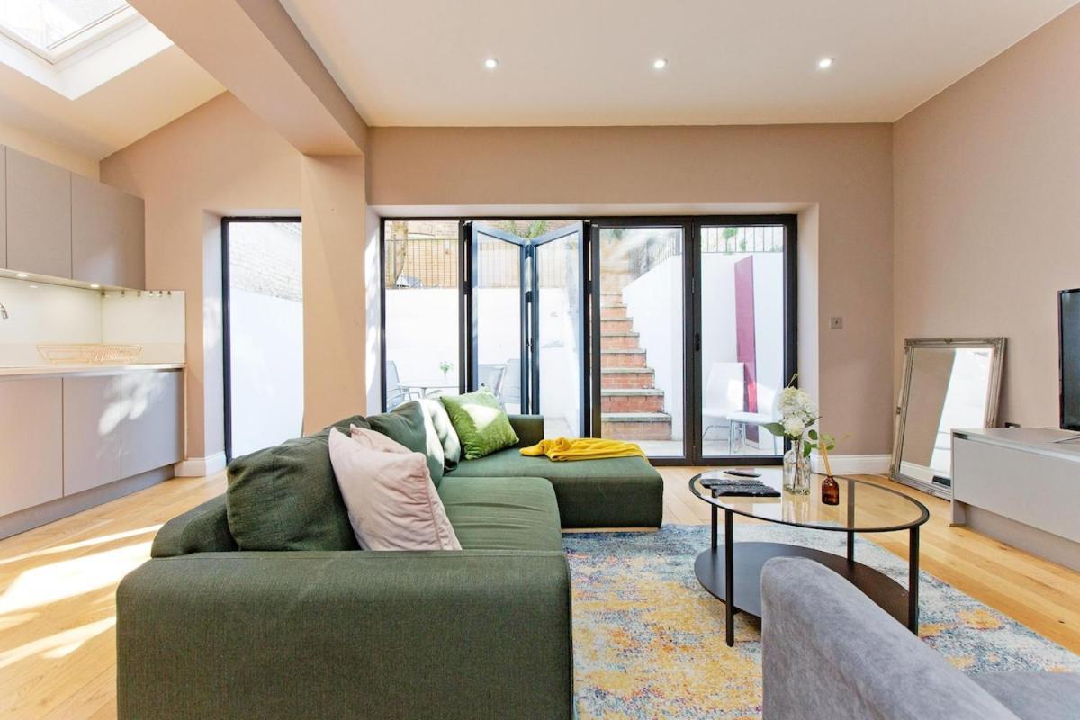 Spacious 3 Bd Flat In For Families No 2 *